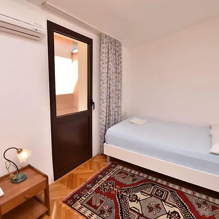 Frieske Apartman *